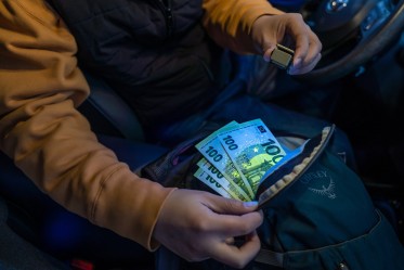 Olight Oclip Ultra - olivová